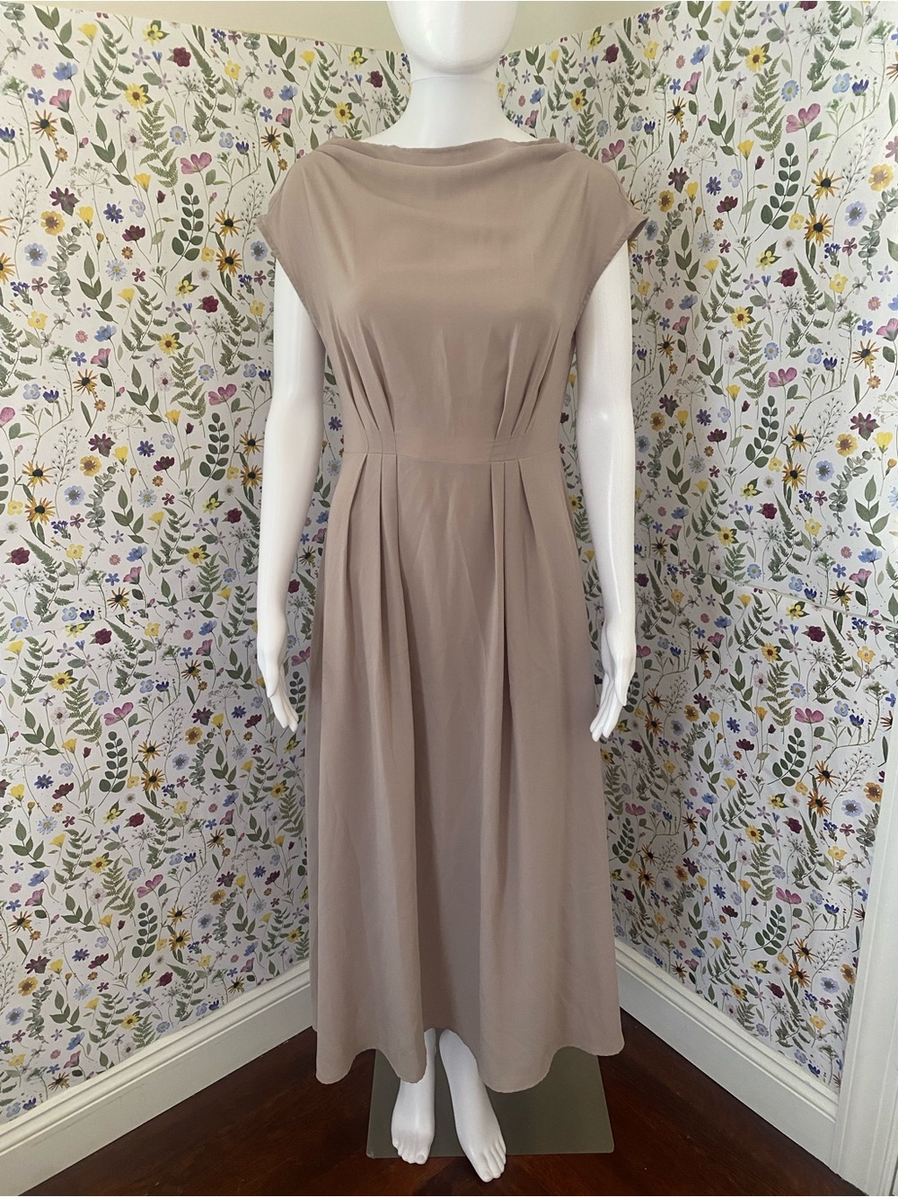 MOTIF Size Small Elegant Taupe Midi Dress with Pleated Waist